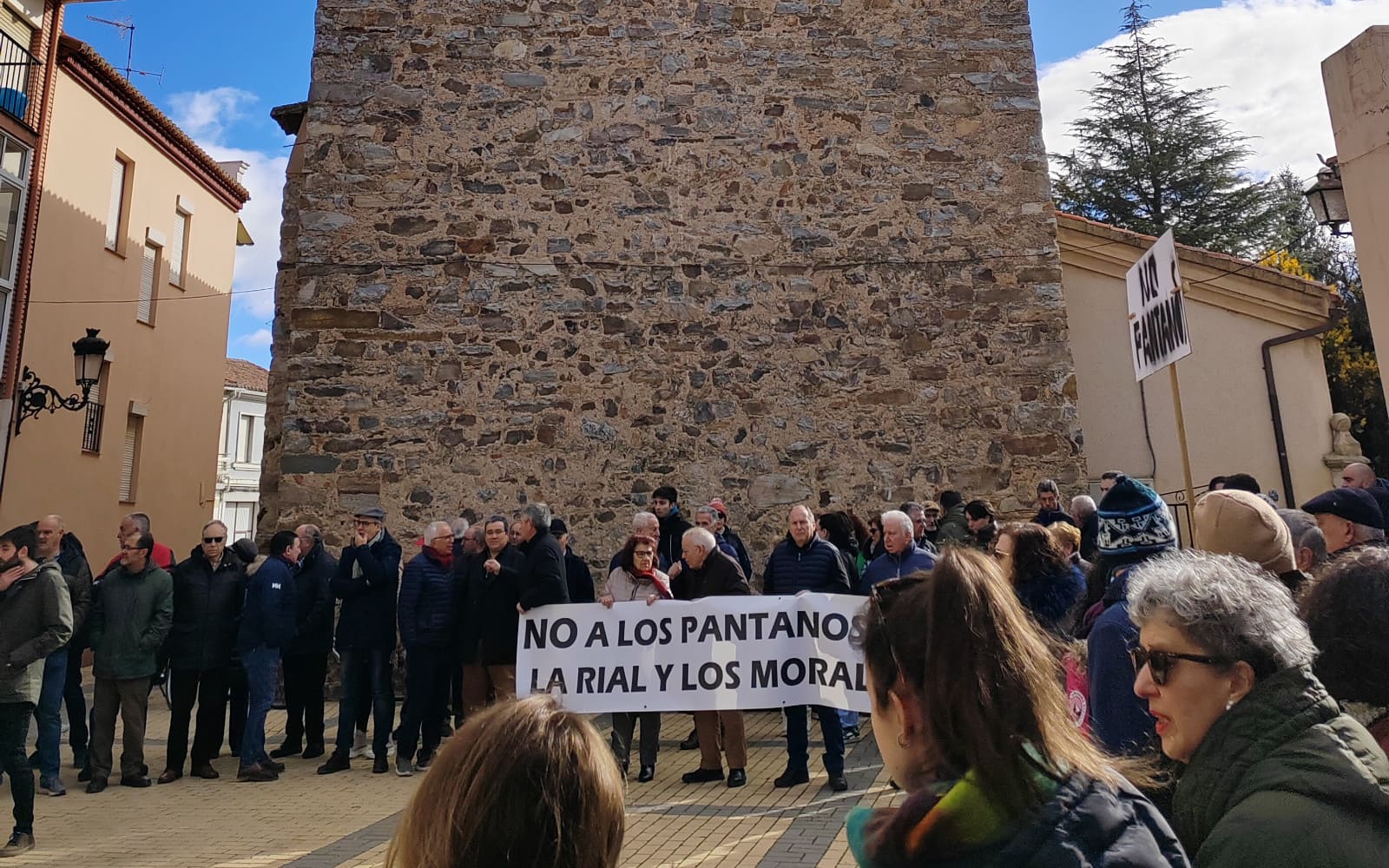 Carrizo rechaza pantanos